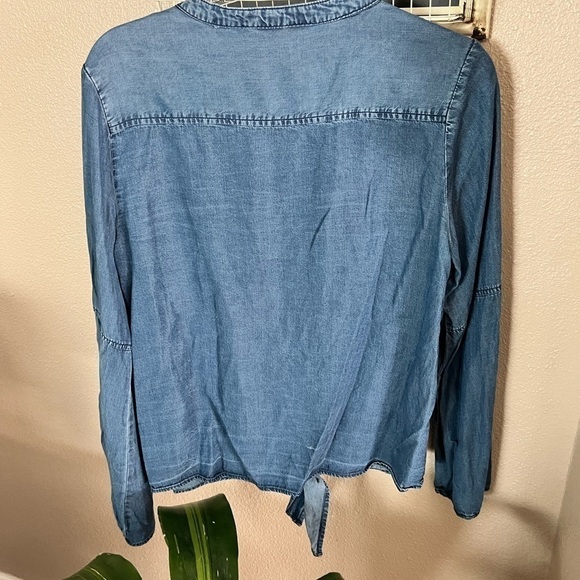 Harper denim style blouse - Picture 7 of 7